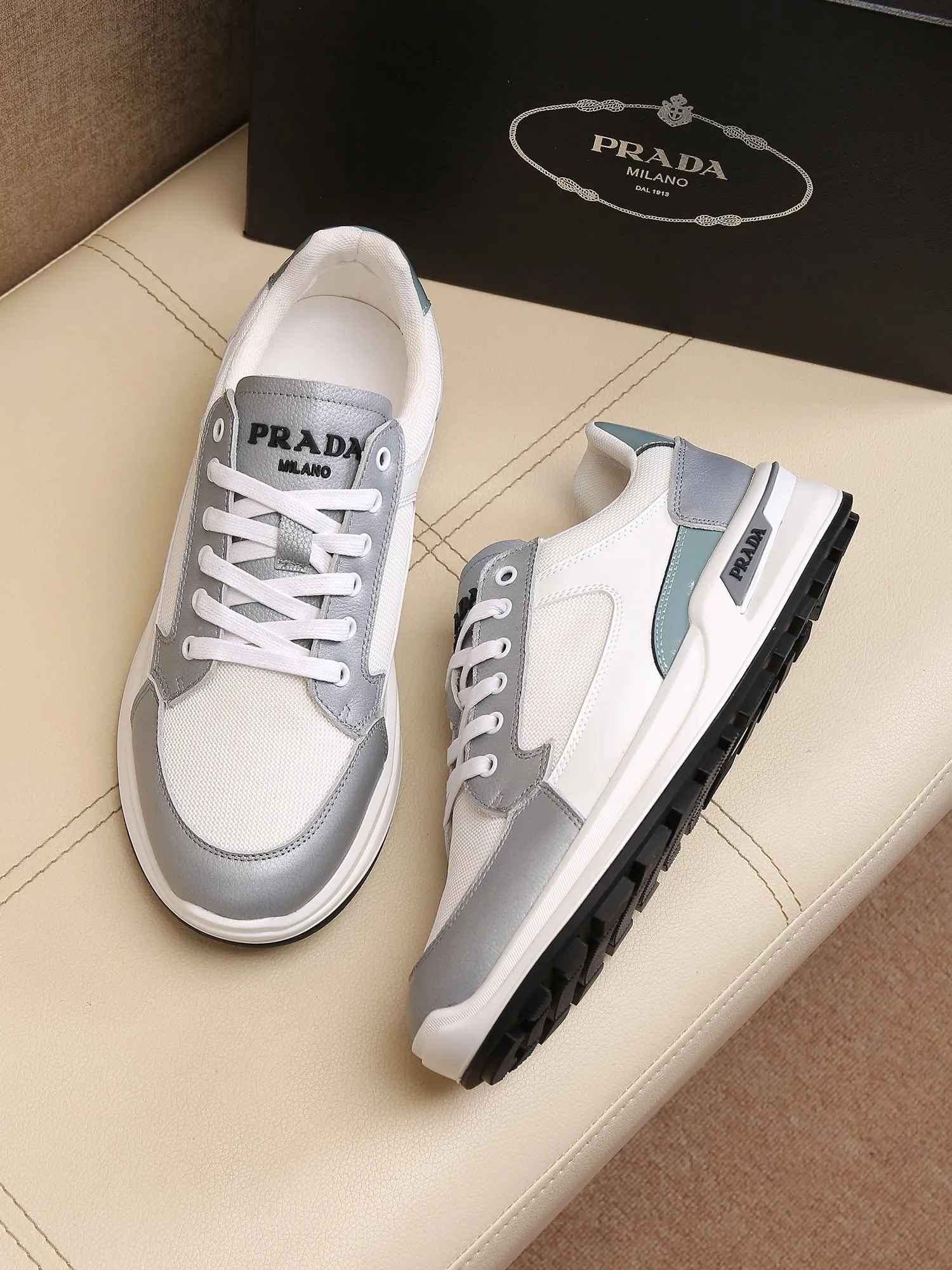 Batch 440 🕷️🕷️【PRADA】Prada's new men's fashionable casual shoes🇨🇳original quality, high-end boutique💯exquisite details,🌶🌶original lightweight, wear-resistant and non-slip original outsole, comfortable to wear🎋classic craftsmanship, fine workmanship, worth owning Code number: 38-44 Large quantities in stock